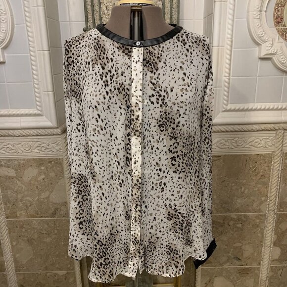 DKNY. Size 3X. Chiffon Long Sleeve Button Up Blouse. Faux Leather Trim. B66 - Picture 1 of 7